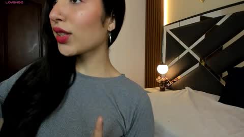 Ambar Ross online show from 02.07.26