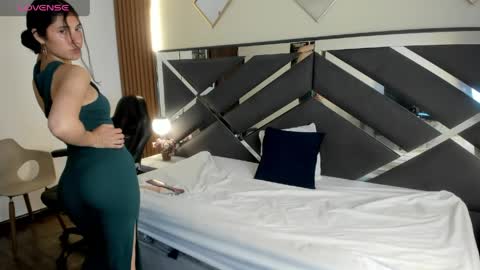 Ambar Ross online show from 04.09.26