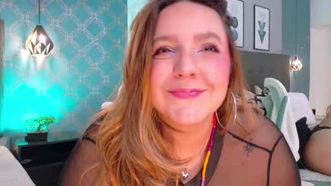 Snapshot of ambarroberts chatting on 07.01.26 Ambar online show from 07.01.26