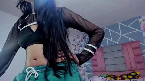 Ambar Vanucci online show from 09.09.25