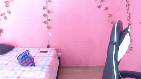 ambel_rose online show from 02.18.25