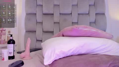 amber  ferrera online show from 03.20.26