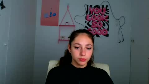 Snapshot of amber__r chatting on 07.07.26 Amber online show from 07.07.26