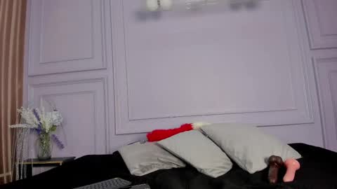 Amber online show from 09.23.25