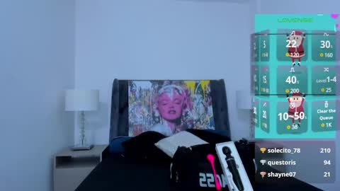 Snapshot of amber_adams_ chatting on 12.18.24 Amber online show from 12.18.24