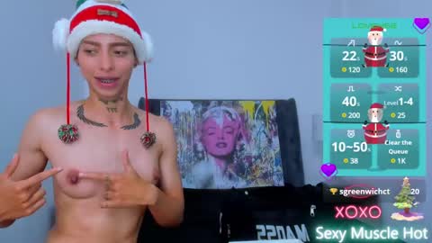 Snapshot of amber_adams_ chatting on 12.18.24 Amber online show from 12.18.24