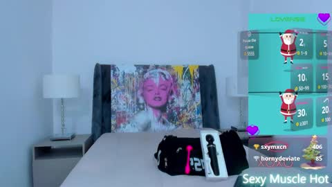 Snapshot of amber_adams_ chatting on 12.22.24 Amber online show from 12.22.24