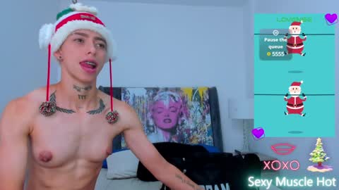 Snapshot of amber_adams_ chatting on 12.24.24 Amber online show from 12.24.24