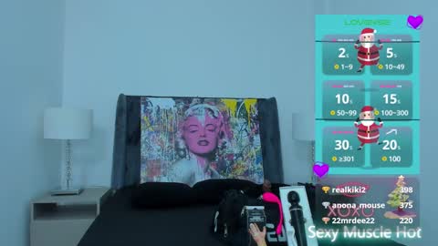 Snapshot of amber_adams_ chatting on 12.31.24 Amber online show from 12.31.24