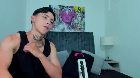 Snapshot of amber_adams_ chatting on 01.30.25 Amber online show from 01.30.25