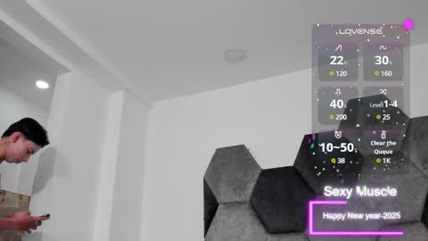 Snapshot of amber_adams_ chatting on 02.11.25 Amber online show from 02.11.25