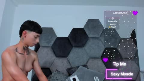 Snapshot of amber_adams_ chatting on 02.23.25 Amber online show from 02.23.25