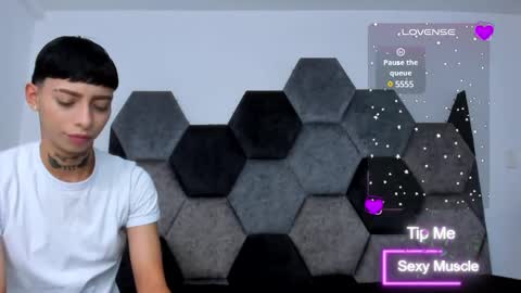 Snapshot of amber_adams_ chatting on 03.07.25 Amber online show from 03.07.25