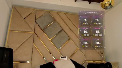 Snapshot of amber_adams_ chatting on 09.15.25 Amber online show from 09.15.25