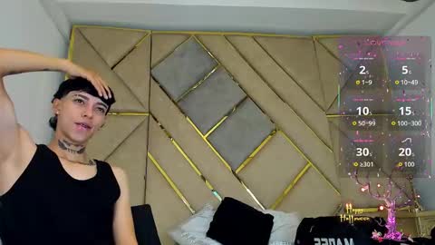 Snapshot of amber_adams_ chatting on 10.23.25 Amber online show from 10.23.25