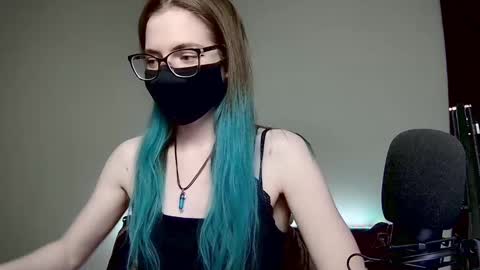 Amber non-nude model online show from 01.07.25