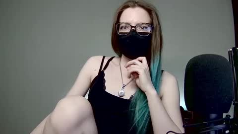Amber non-nude model online show from 02.03.25