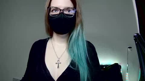 Amber non-nude model online show from 03.03.25
