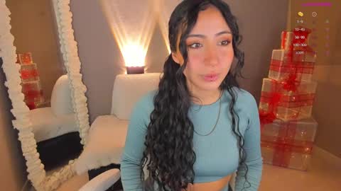 amber_curly online show from 12.30.24