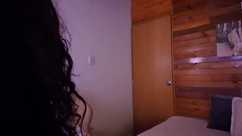 Snapshot of amber_curly chatting on 07.06.26 amber_curly online show from 07.06.26
