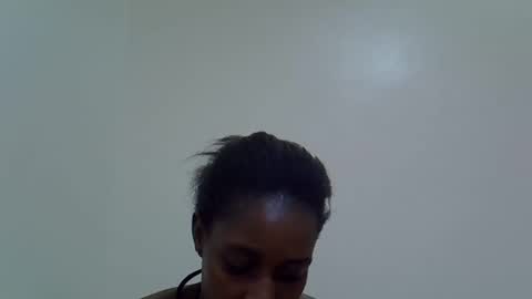 Snapshot of amber_cutie2 chatting on 03.11.25 amber_cutie2 online show from 03.11.25