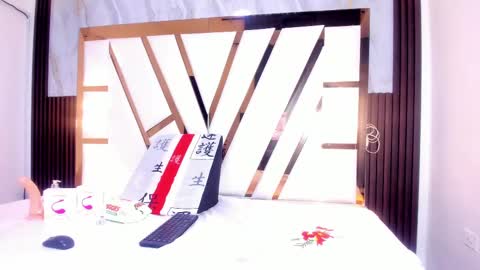 Snapshot of amber_diior chatting on 10.01.25 Amber online show from 10.01.25