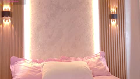 Snapshot of amber_gibsson2 chatting on 02.21.26 Amber online show from 02.21.26