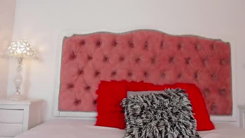 julieta  online show from 09.10.25