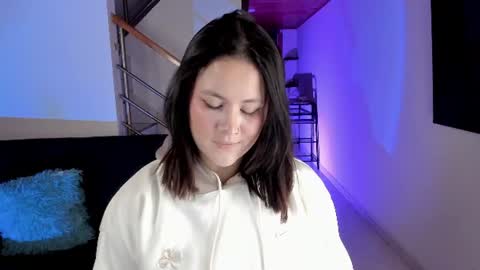 Snapshot of amber_rosewood_ chatting on 07.14.26 Vivi online show from 07.14.26