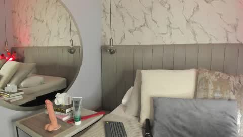 Amber online show from 02.22.26