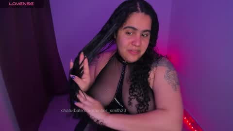 Snapshot of amber_smith20 chatting on 10.16.25 find me here --- online show from 10.16.25