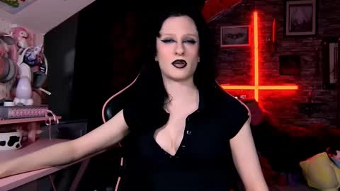 DEMONESS AMBER 666 online show from 03.12.26