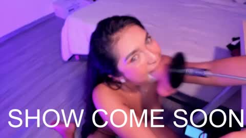 Snapshot of amberashford chatting on 09.27.25 Amber Ashford online show from 09.27.25