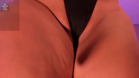 Snapshot of ambercollinns chatting on 09.09.25 Amber Collins online show from 09.09.25