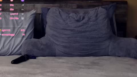 Snapshot of amberdawnn23 chatting on 12.18.24 Amber Dawnn online show from 12.18.24