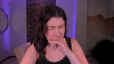 Amber  online show from 10.10.25