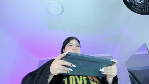 Snapshot of amberinihoffman chatting on 10.22.25 Amber online show from 10.22.25