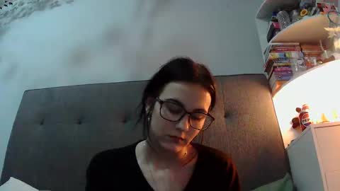 Snapshot of amberispurple chatting on 01.03.25 AmberIsPurple online show from 01.03.25