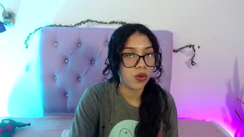 Amber Jeong online show from 01.17.25