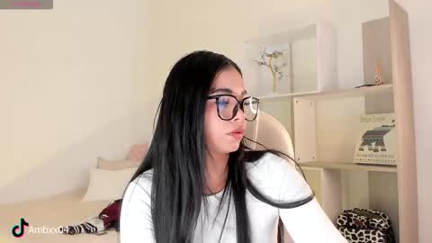 Snapshot of ambermiller04 chatting on 10.20.25 Amber online show from 10.20.25