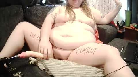Snapshot of ambermonroefree chatting on 03.13.26 ambermonroefree online show from 03.13.26