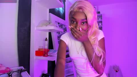 Amber online show from 02.22.26