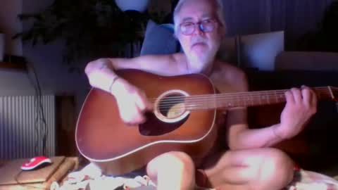 Snapshot of amberr11 chatting on 10.21.25 Amberr11 online show from 10.21.25