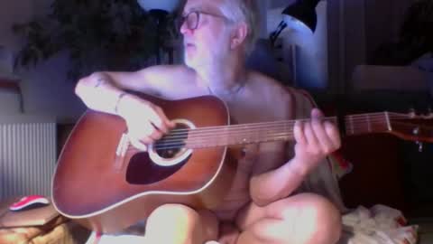 Snapshot of amberr11 chatting on 10.27.25 Amberr11 online show from 10.27.25