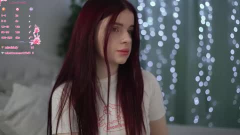 Snapshot of ambershoney chatting on 02.05.26 Amber online show from 02.05.26