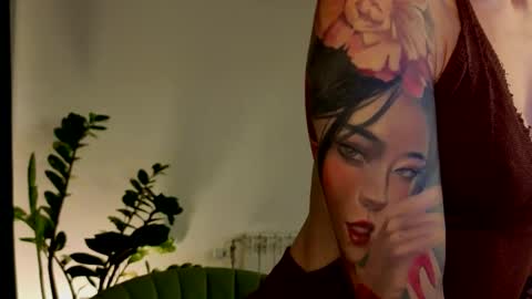 Moon inst 4mbientmoon online show from 12.22.25