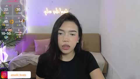 Snapshot of ameelia_tay chatting on 10.22.25 AMELIA online show from 10.22.25