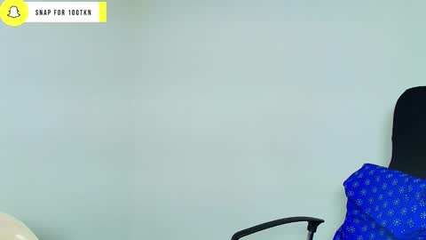 Snapshot of ameli_and_lucas chatting on 12.03.24 Amelia Lucas online show from 12.03.24