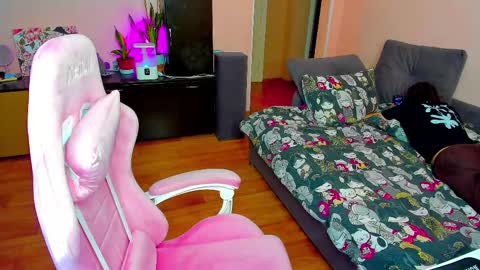 Eileen online show from 10.28.25