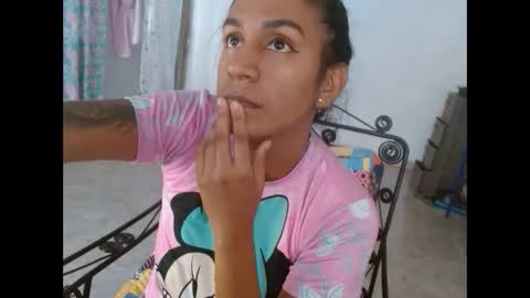 Snapshot of amelia_2023 chatting on 10.09.25 amelia online show from 10.09.25